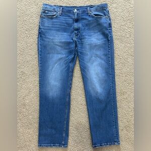 Levi's Men's Straight Jeans in Medium Blue